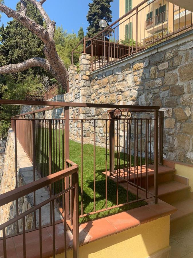 La Terrazza Nel Blu Leilighet Imperia Eksteriør bilde
